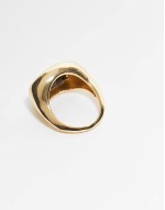 Curve 14k gold plated ring with black stone detail