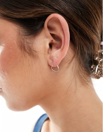 14mm heart hoop earrings in sterling silver