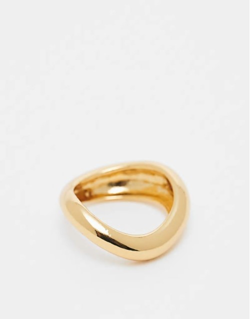 14k gold plated ring with wave design