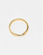stainless steel twist ring in gold tone