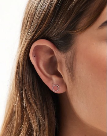 X and O stud earrings in sterling silver